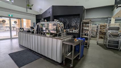 L'aromas Coffee & Bakehouse